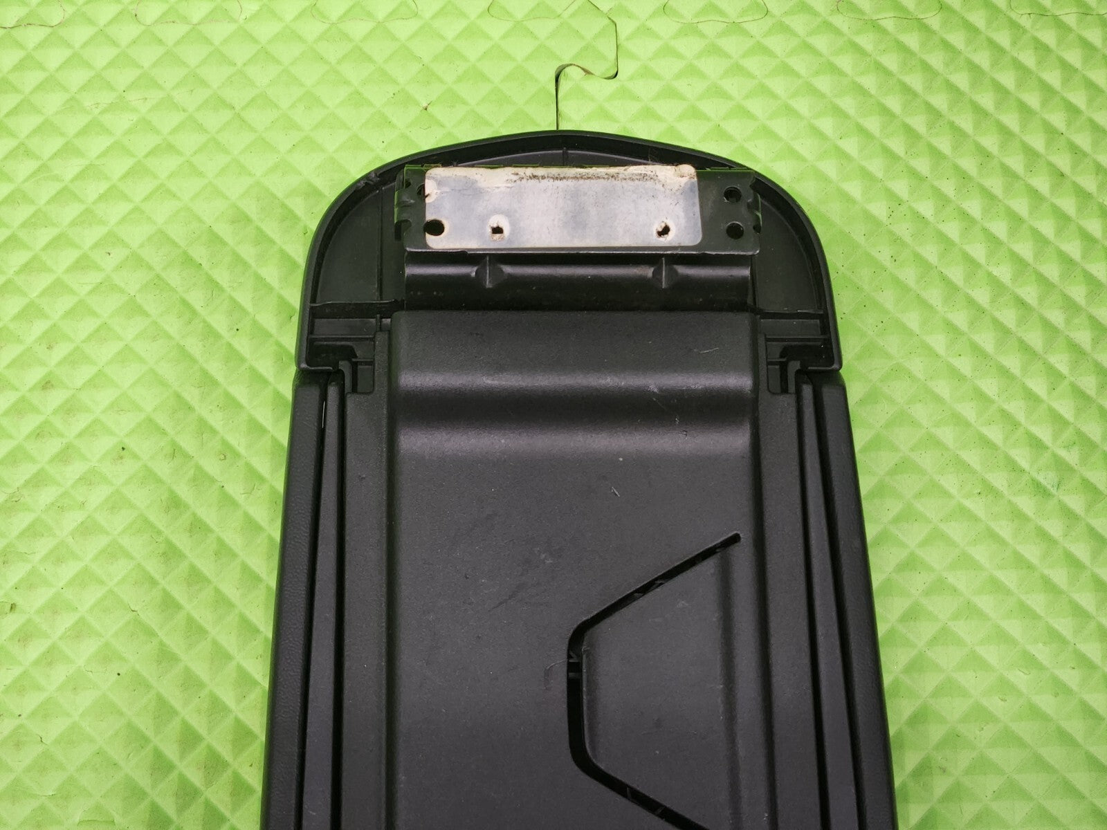 🔥2011-2014 CHRYSLER 200 DODGE AVENGER CENTER CONSOLE LID ARM REST BLACK
