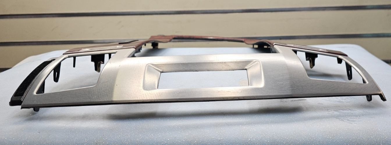 🔥07-14 Escalade Dash AM FM Radio Stereo Display Trim Bezel Panel Silver/Wood
