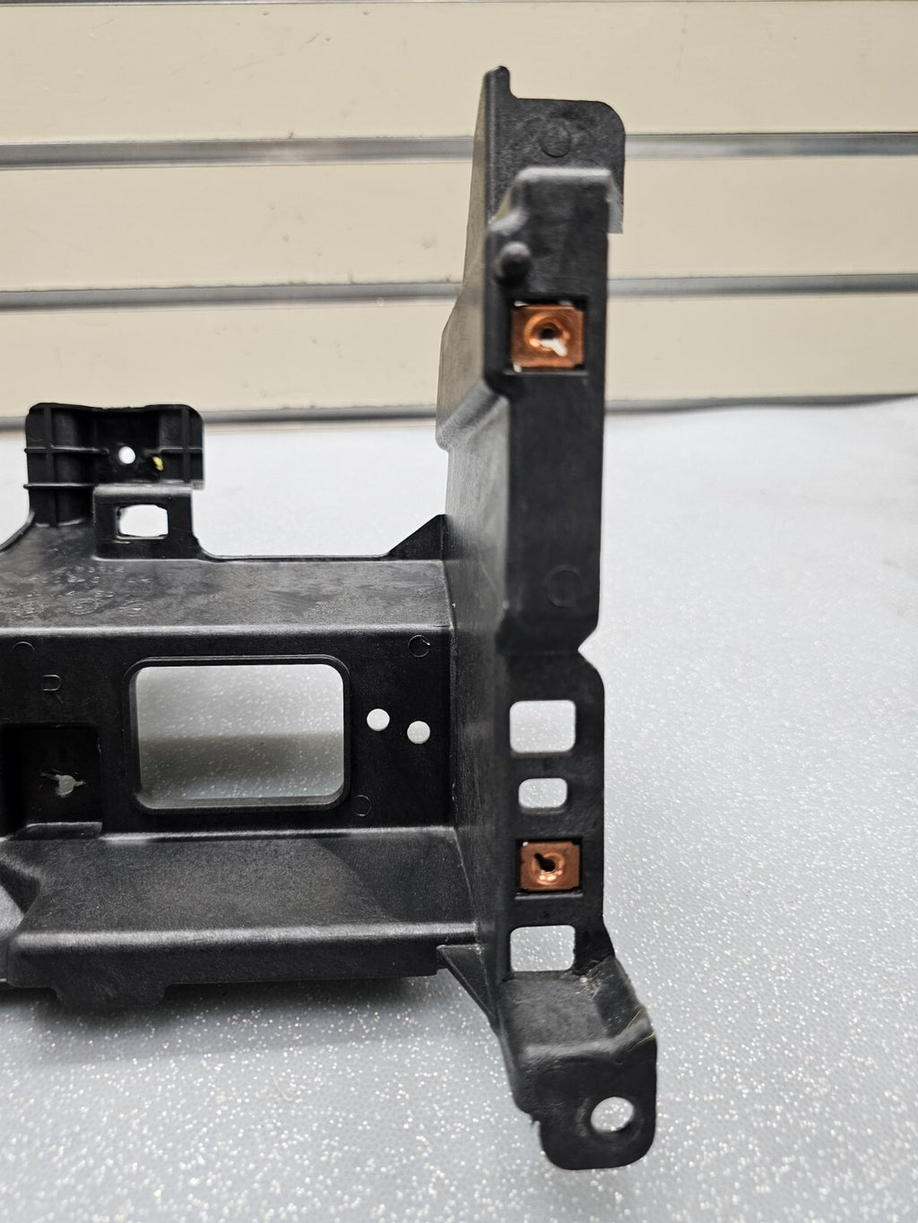 🔥03-06 CHEVY SILVERADO GMC SIERRA Front Dash Panel Radio Stereo Cage Bracket