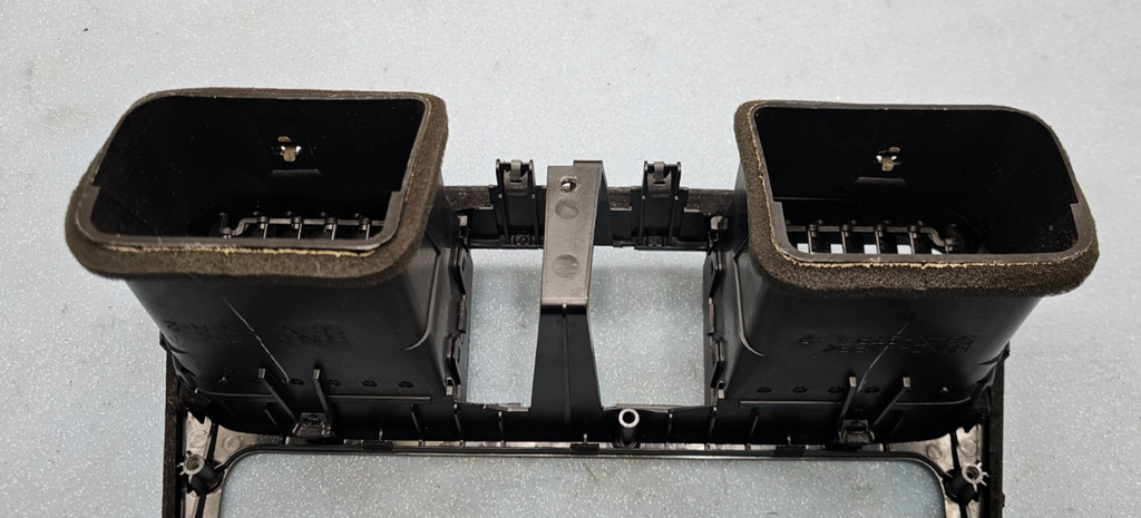98-02 HONDA ACCORD FRONT CENTER DASH RADIO STEREO CLIMATE BEZEL TRIM PANEL BLACK
