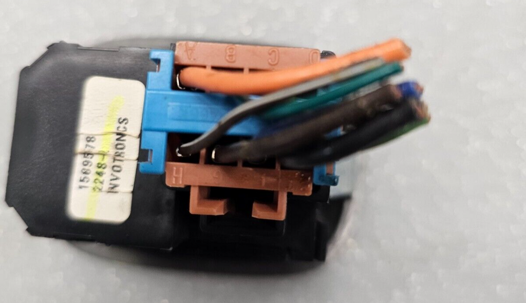 🔥02-05 CHEVY TRAILBLAZER REAR RIGHT SIDE POWER WINDOW SWITCH dark gray WS6