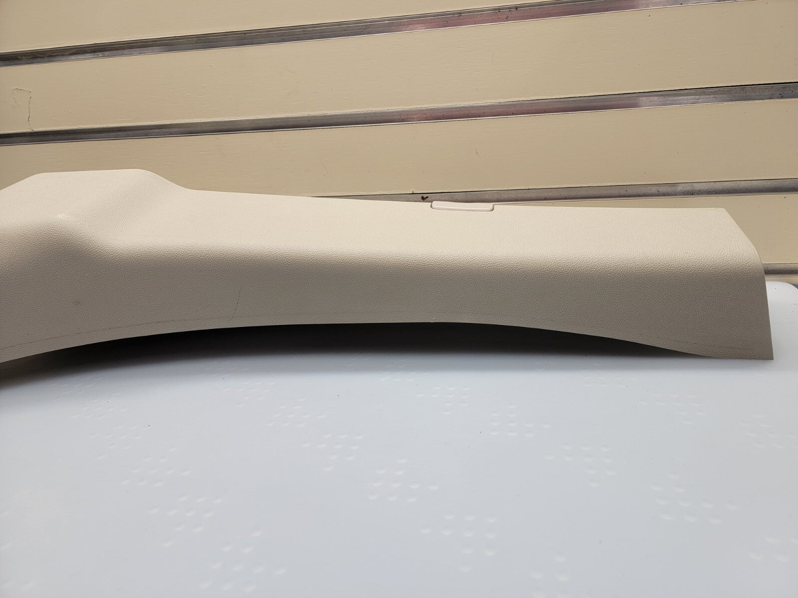 12 - 16 DODGE GRAND CARAVAN LOWER B PILLAR TRIM COVER DRIVER SIDE LEFT TAN
