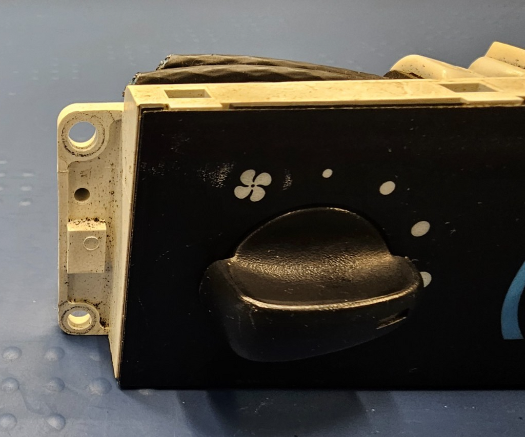 94-00 Ford Mustang Dash A/C Heater Climate Temperature Control Panel Conditioner