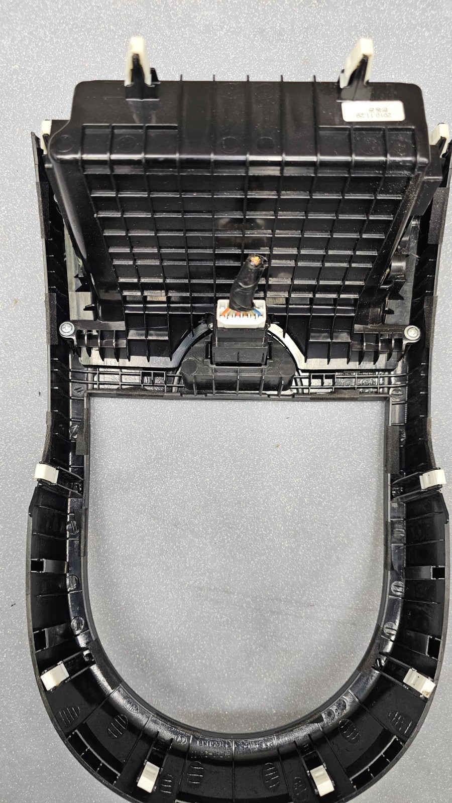 🔥10-11 KIA SOUL PLUS CENTER DASH RADIO TRIM BEZEL W/ STORAGE SILVER OEM