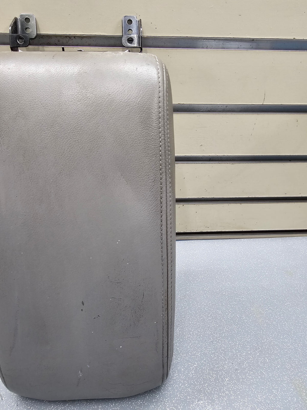 🔥02-06 CAMRY SOLARA LEXUS ES330 CENTER CONSOLE LID ARM REST COVER ASSEMBLY GRAY