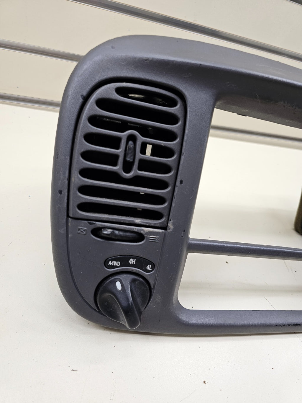 🔥97-03 Ford F150 Center Dash Radio Climate Trim Surround BEZEL Panel Line GRAY