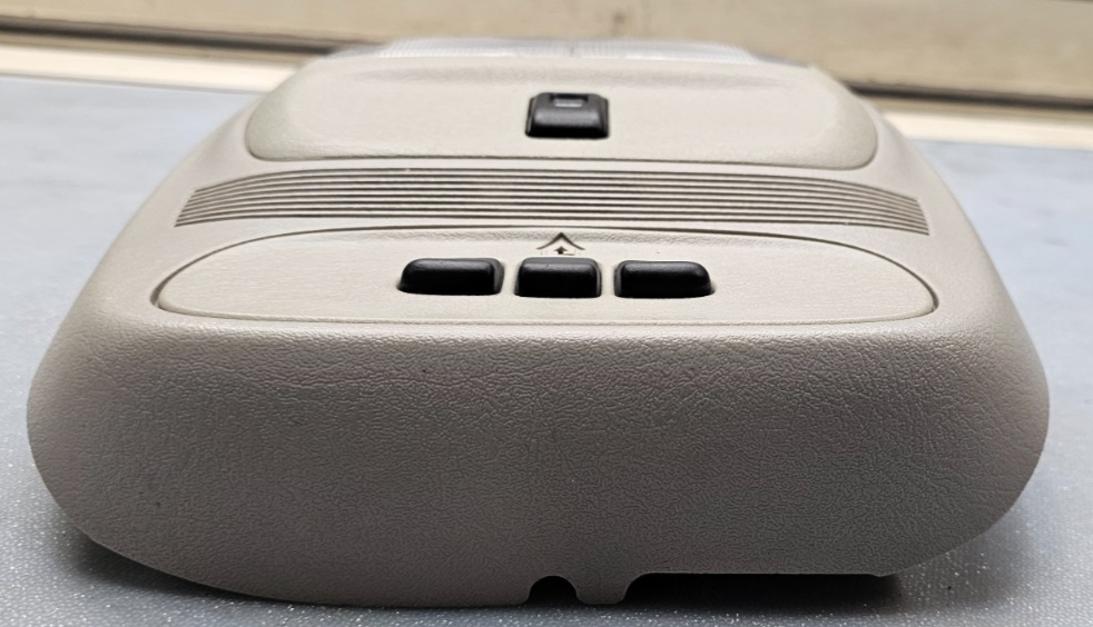 🔥02-09 TRAILBLAZER ENVOY OVERHEAD CONSOLE DOME LIGHT MAP STORAGE ASSEMBLY TAN