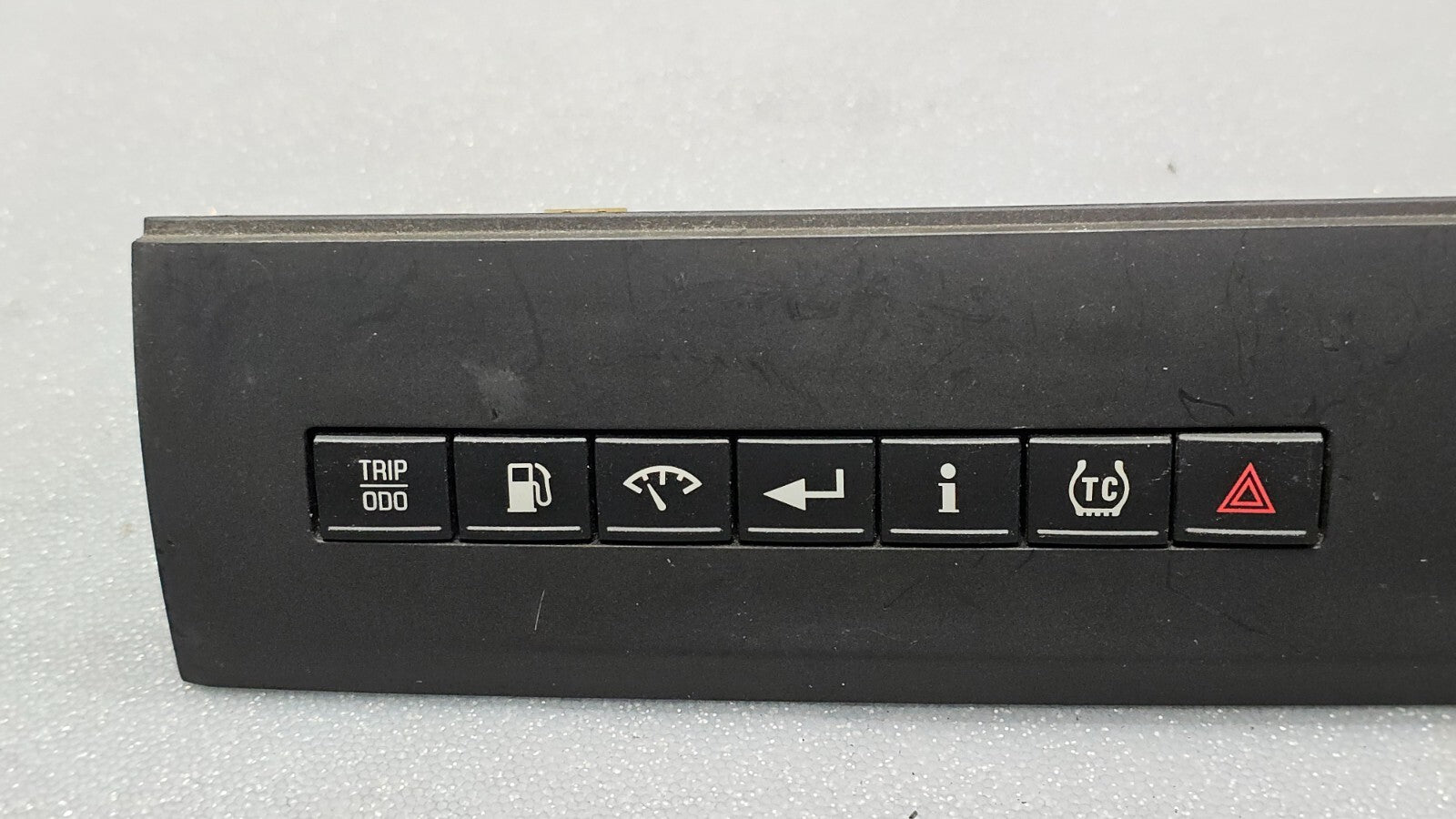 🔥06-24 EXPRESS SAVANA LACROSSE SIERRA TRIP HAZARD TCS FUEL CONTROL SWITCH BLACK