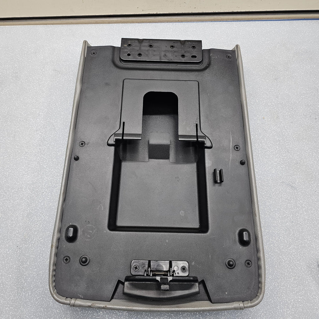 03-06 EXPEDITION Center Console Arm Rest Storage Cover Top Pad Lid Assembly Gray