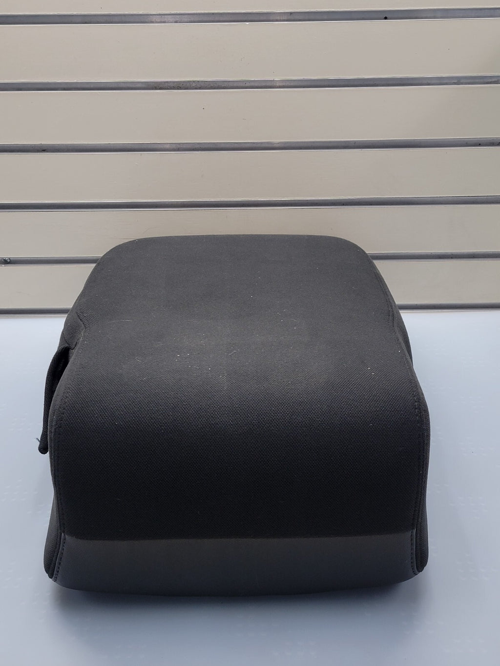 07-13 SILVERADO SIERRA Center JUMP SEAT Armrest 2 CUP Holder BLACK CH40 JS5