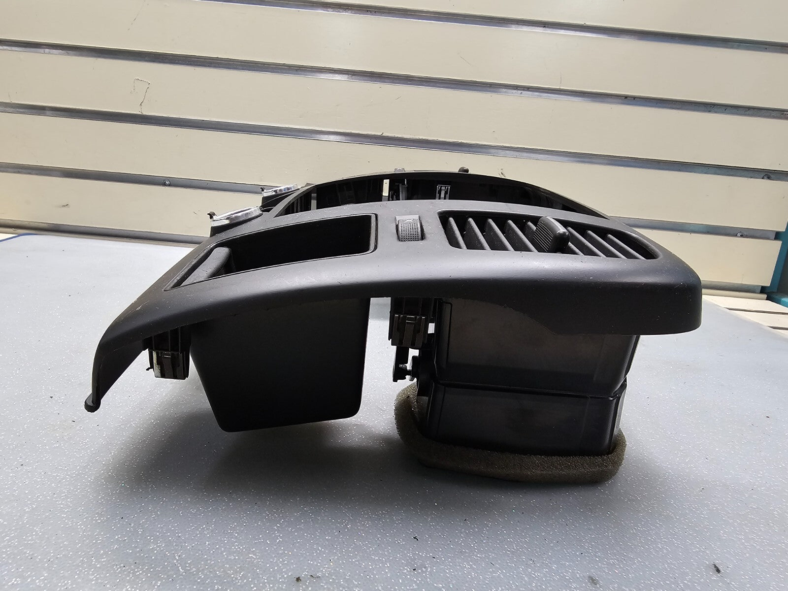 🔥07-14 Silverado SIERRA Center Dash Radio Bezel AC Climate Trim Panel BLACK B6