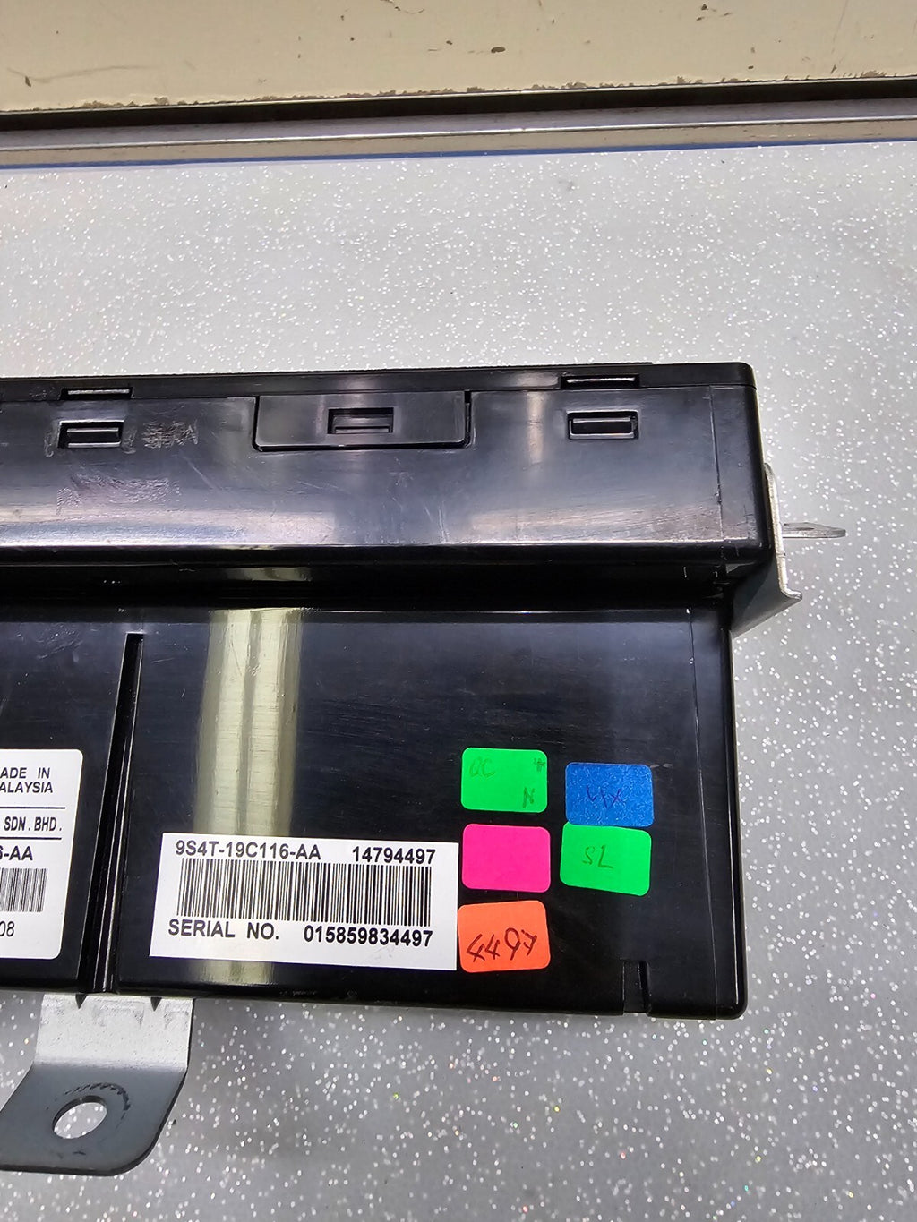 09 Ford Focus AUDIO RADIO EQUIPMENT TEMP INFIRMATION DIGITAL DISPLAY DIRECT OEM