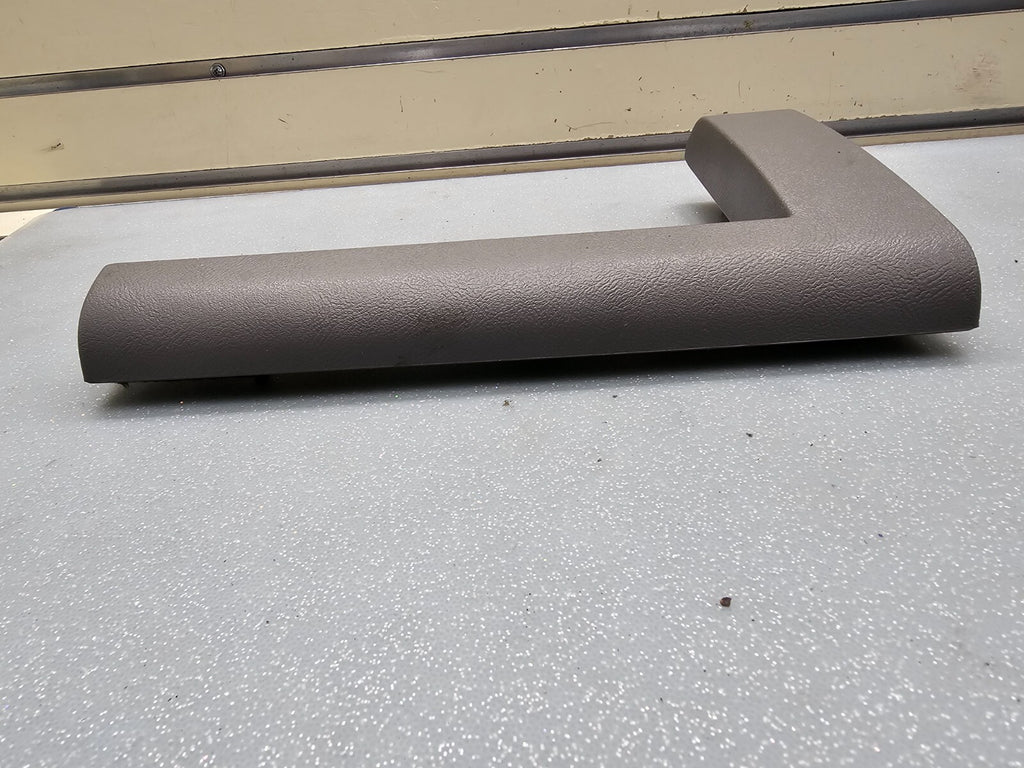 🔥88-94 Chevy Silverado GMC Sierra Lower Dash Trim Piece w/ Vent OEM Gray READ