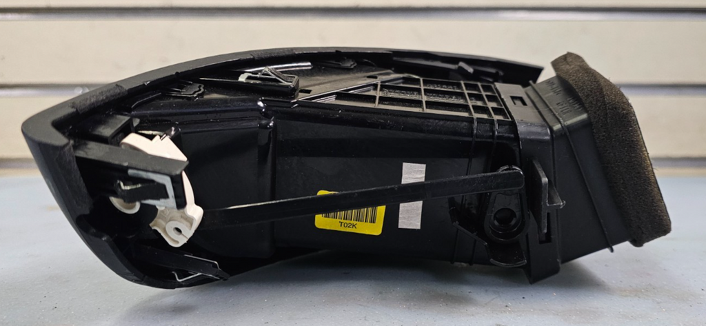 🔥10-13 KIA FORTE DASH LEFT DRIVER A/C AC AIR VENT HEATER PANEL ASSEMBLY BLACK