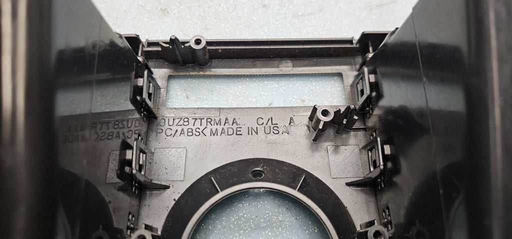 🔥05-07 CHRYSLER 300 CENTER DASH RADIO BEZEL CENTER TRIM PANEL SILVER OEM B16