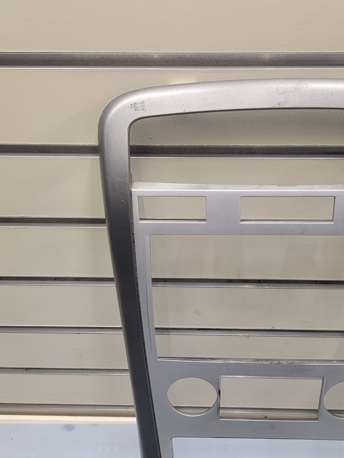 07-09 Chevrolet Equinox Center Dash Radio Climate Bezel Surround Trim silver