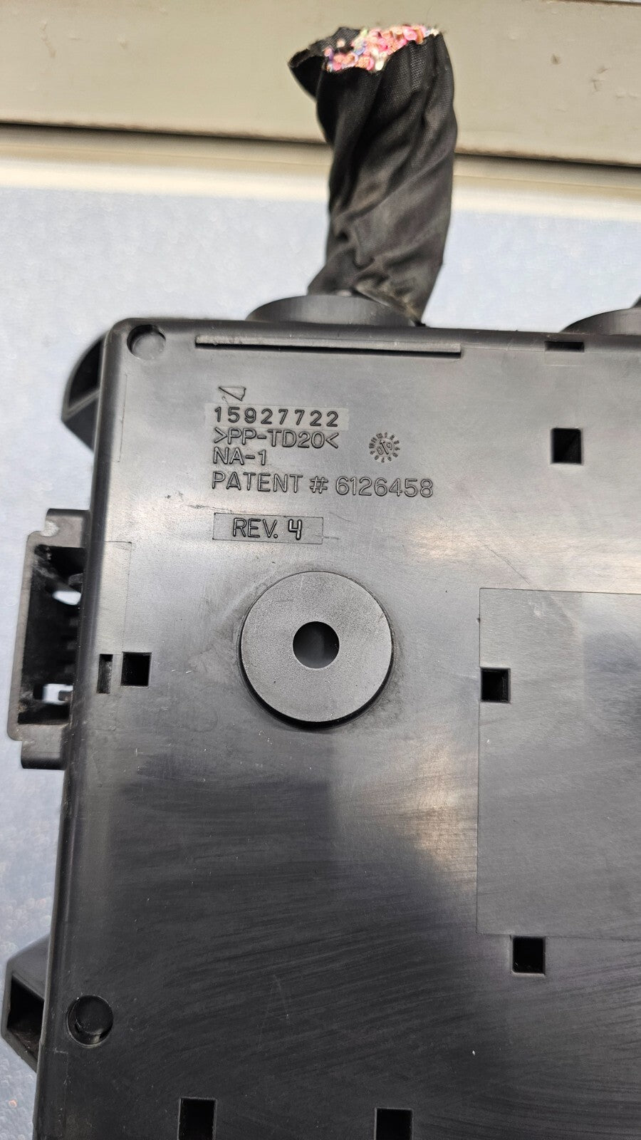 🔥09-10 Acadia Outlook Engine Fuse Relay Box Accessory Wiring Circuit Junction