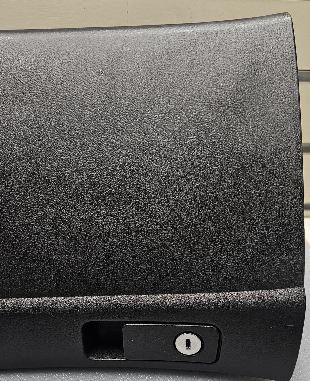 🔥03-07 Honda ACCORD Dash GLOVE BOX Storage Compartment Door BLACK G31