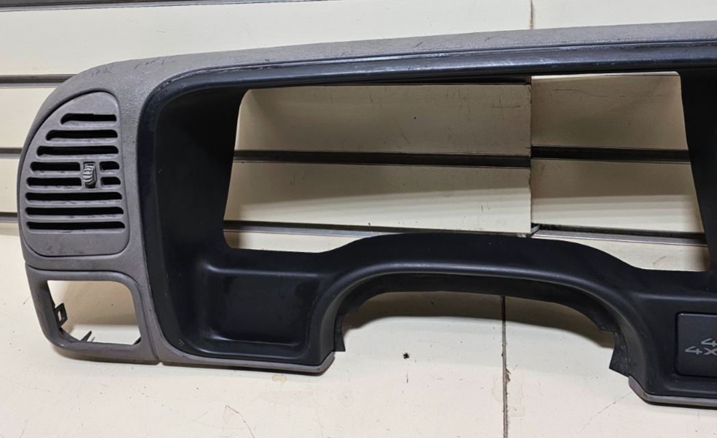 🔥95-99 CHEVY GMC TRUCK SILVERADO CK Cluster Gauge Speedo Dash Bezel Gray C3
