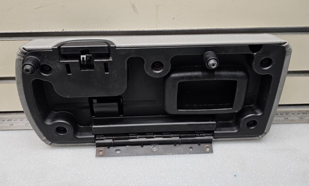 🔥04-09 Dodge DURANGO Center Console ARMREST LID Compartment Top LIGHT GRAY L5