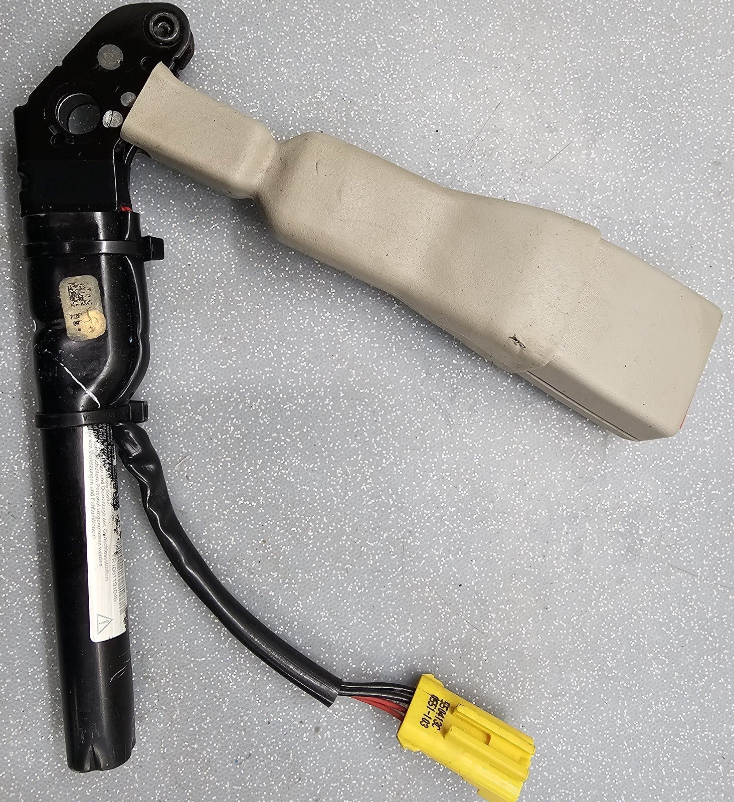 🔥11-20 GRAND CARAVAN TOWN COUNTRY LEFT DRIVER FRONT SEAT BELT BUCKLE LATCH OEM