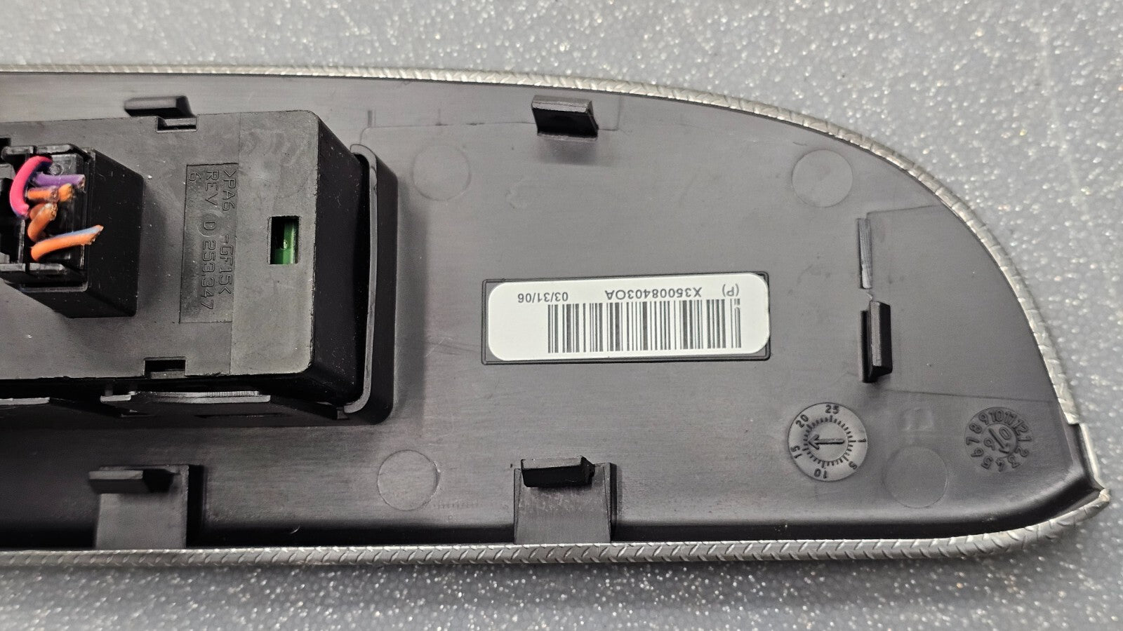 🔥05-10 JEEP Grand Cherokee Commander Right Passenger Power Window Switch Silver