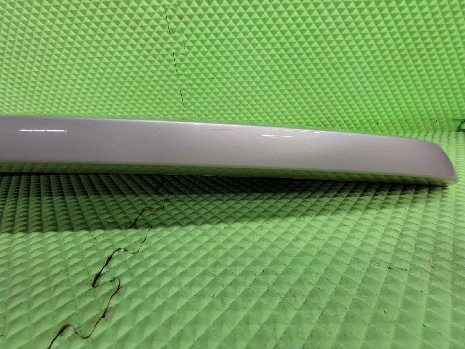 11-20 Dodge Grand Caravan Rear Upper Hatch Spoiler Wing Mount Break Light SILVER