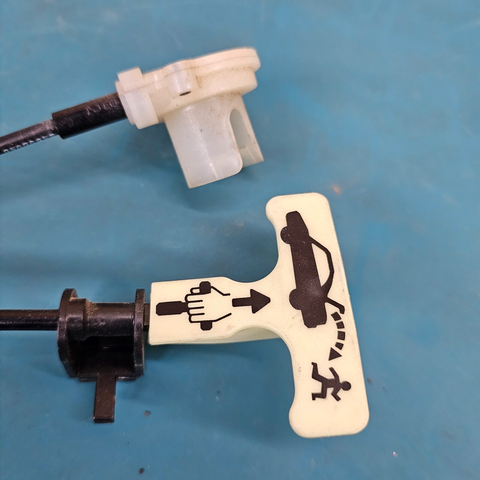 00-05 Buick Lesabre Rear Upper Trunk Latch Lock Solenoid Actuator Power Release
