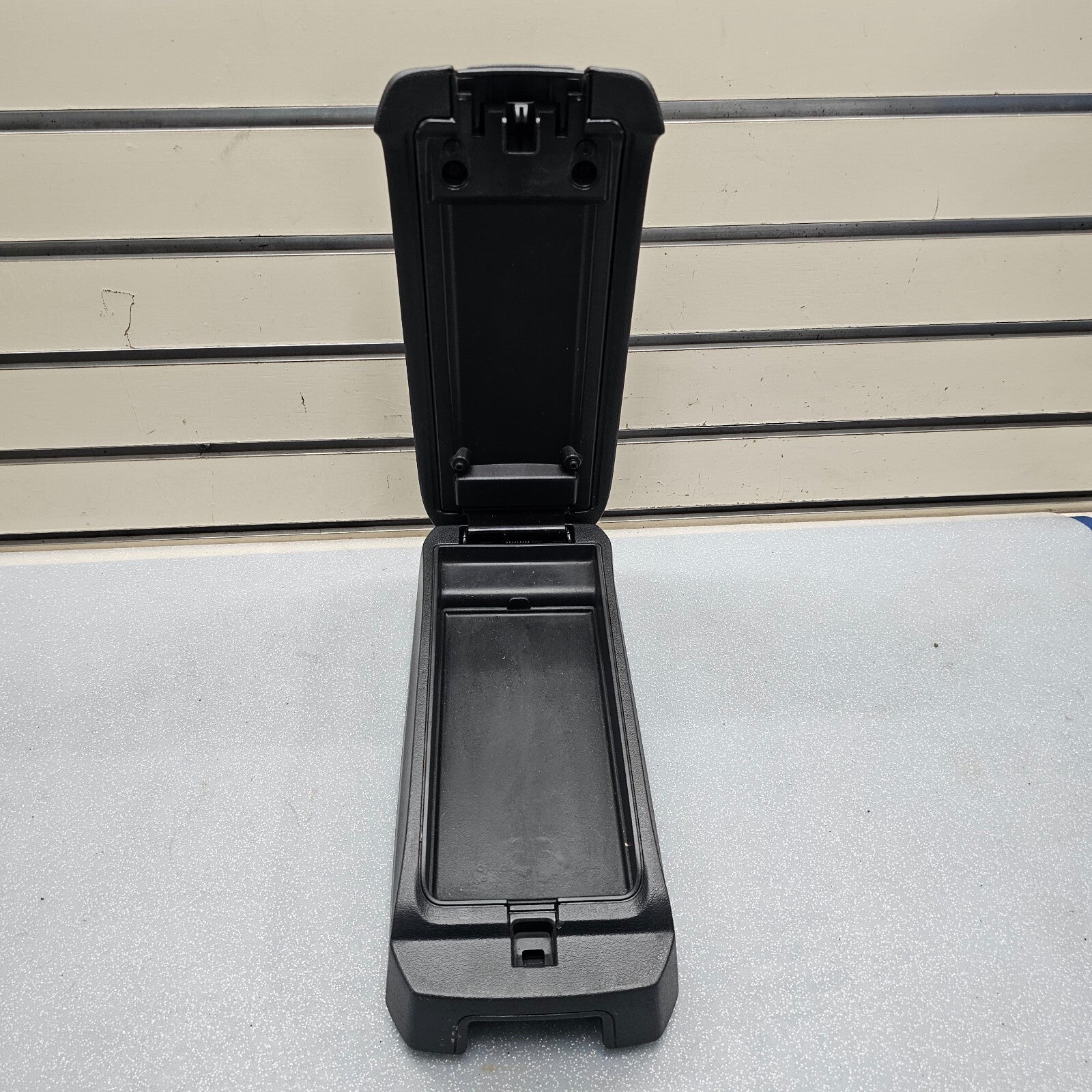 🔥11-17 Patriot Center Console Armrest Lid Cover Compartment Assembly Black OEM