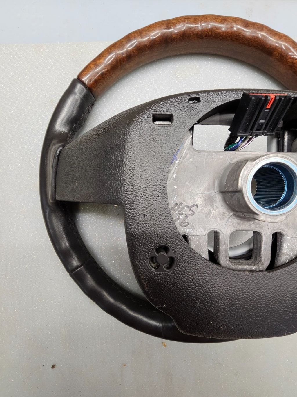 🔥2010-2012 CADILLAC SRX LEATHER STEERING WHEEL BLACK/WOODGRAIN OEM
