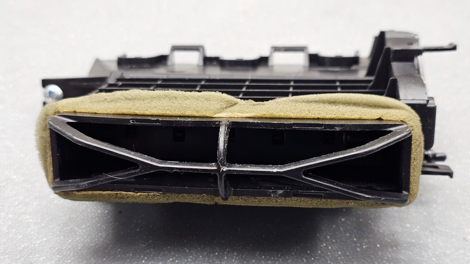 🔥10-12 Nissan Versa Center Dash Upper AC A/C Air Vent Heater Panel Black OEM