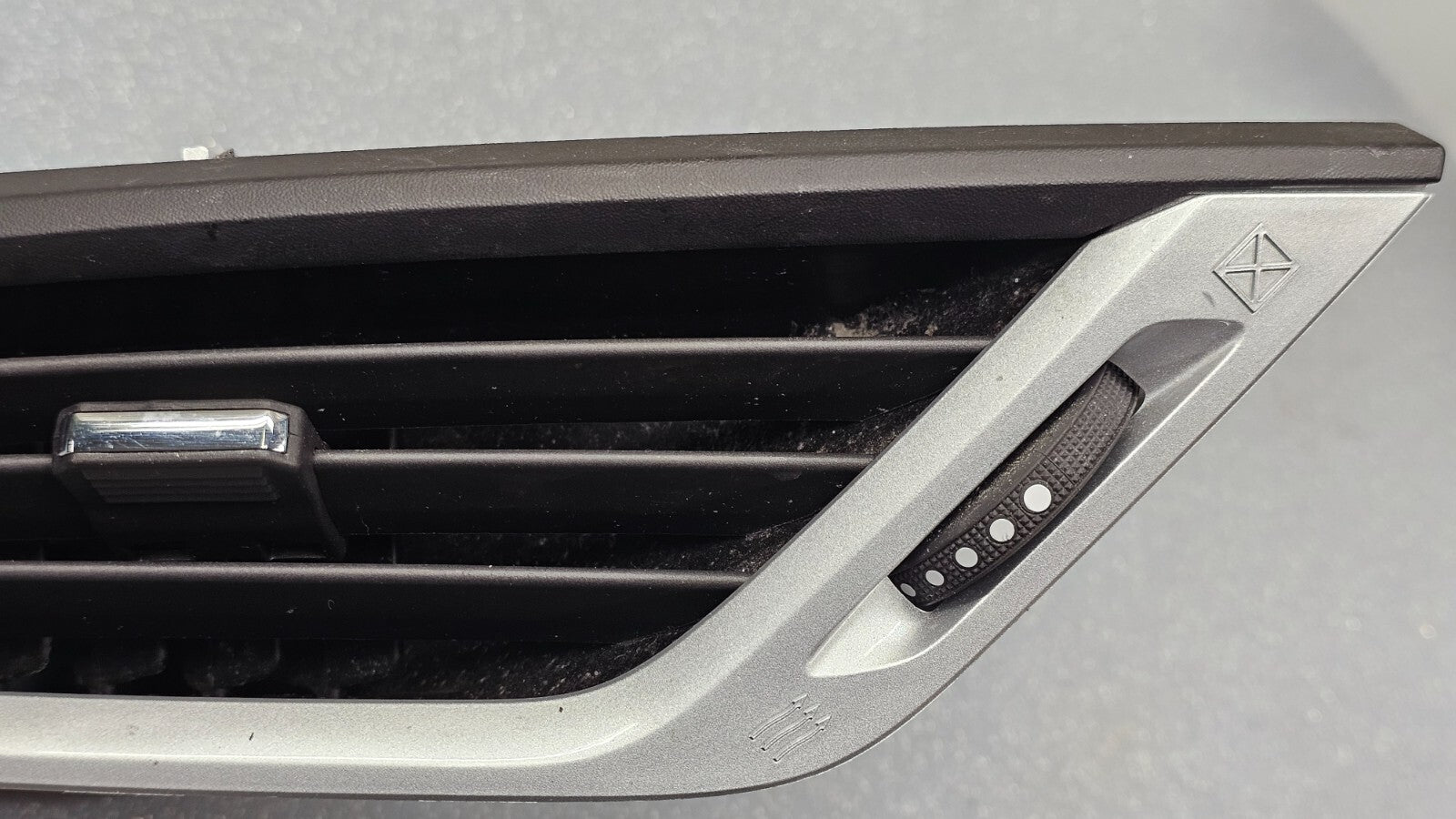 🔥10-17 GMC Terrain DASH Left Driver AIR VENT Heater Conditioning Black, Silver