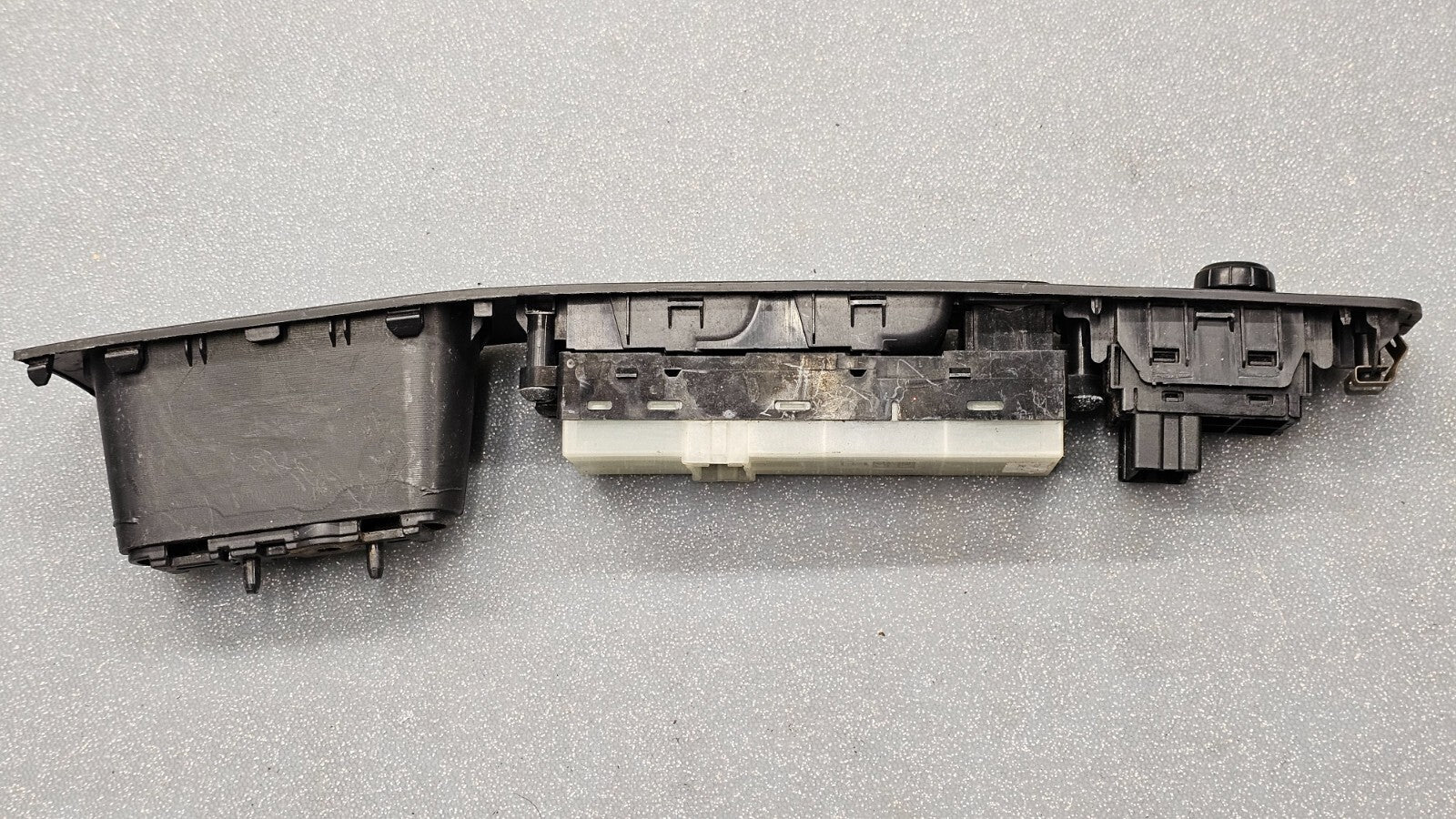 07-10 Nissan Sentra Front Left Driver Master Power Window Switch Assembly Black