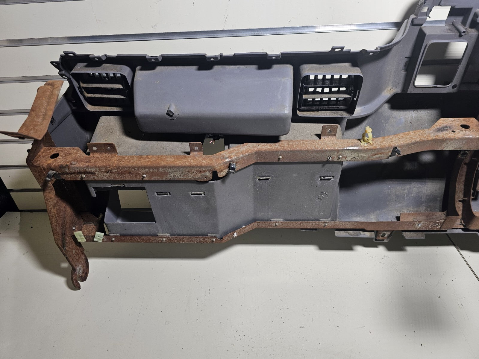 🔥94-97 Dodge Ram DASH DASHBOARD CORE Structure FRAME MOUNT LIGHT GRAY