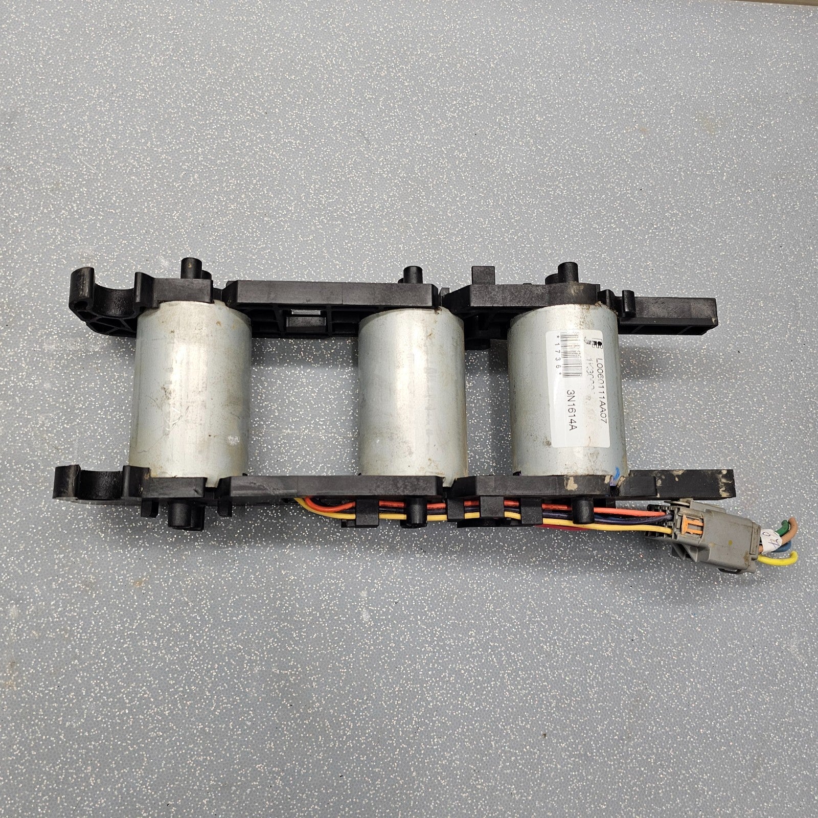 07-14 Silverado Suburban Sierra Escalade Left Driver Power Seat Track Motor OEM