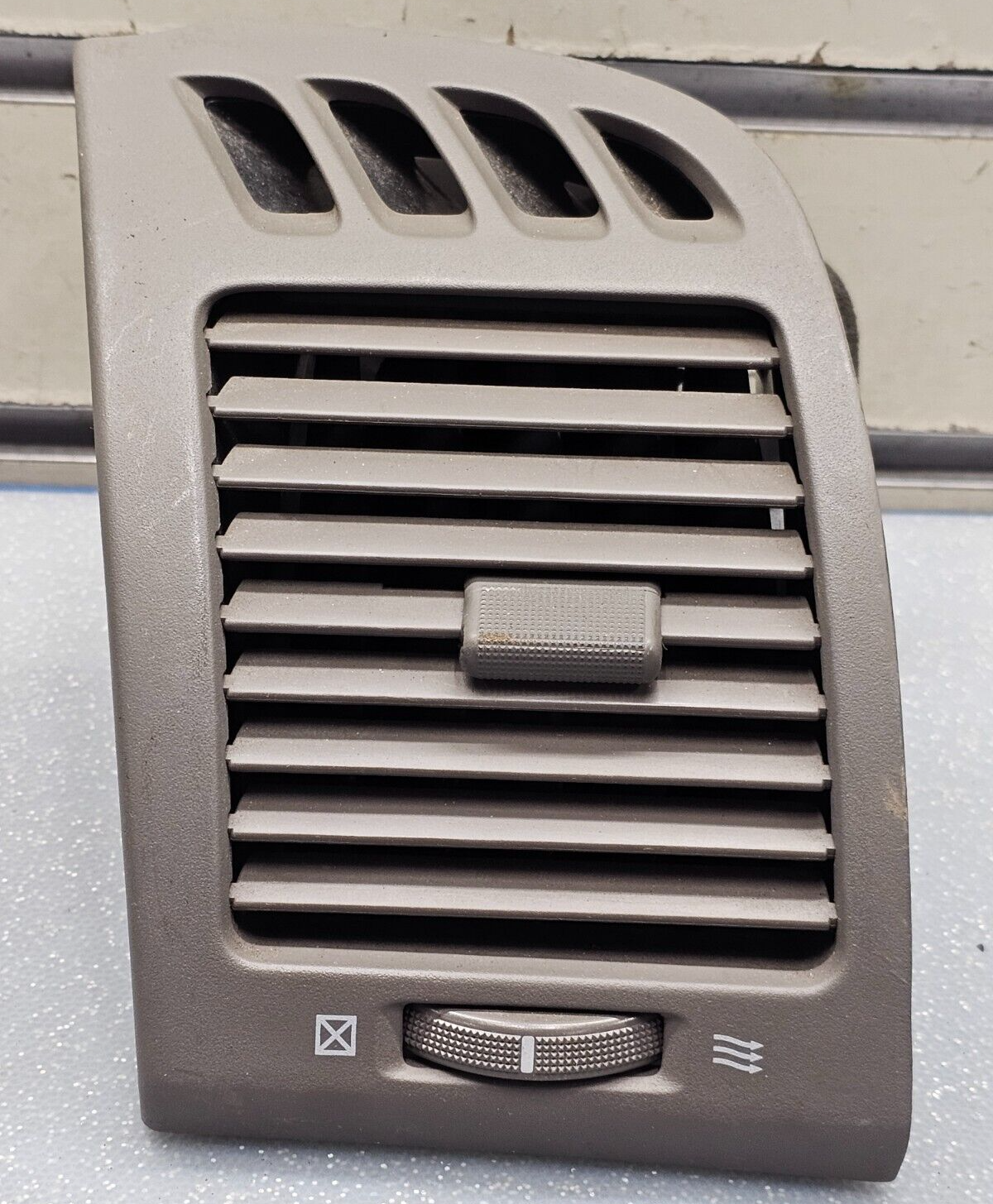 🔥02-06 TOYOTA CAMRY LEFT DRIVER DASH AIR VENT CONDITIONER HEATER FILTER TAN OEM