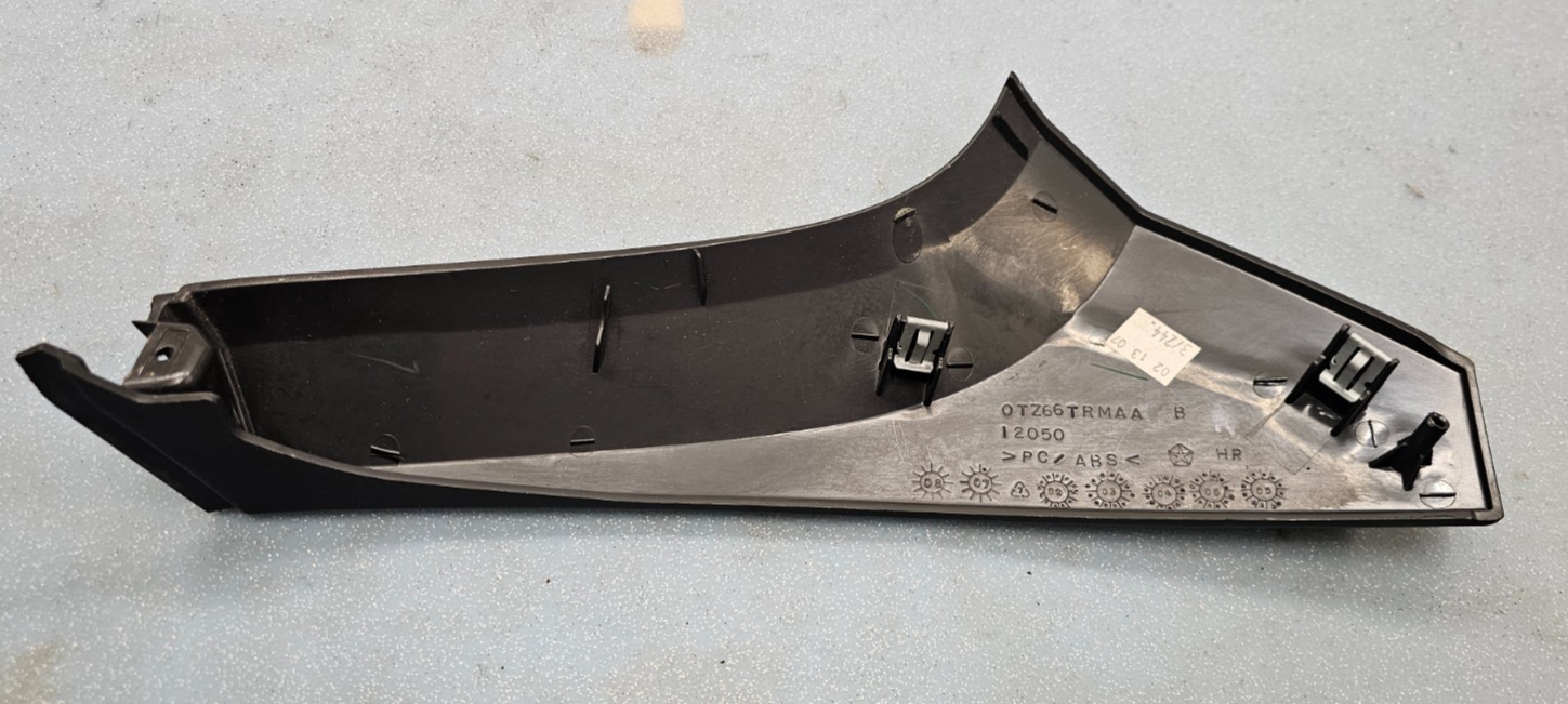 🔥2004-2008 Chrysler Pacifica Dash Ignition Switch Trim Panel Bezel OEM