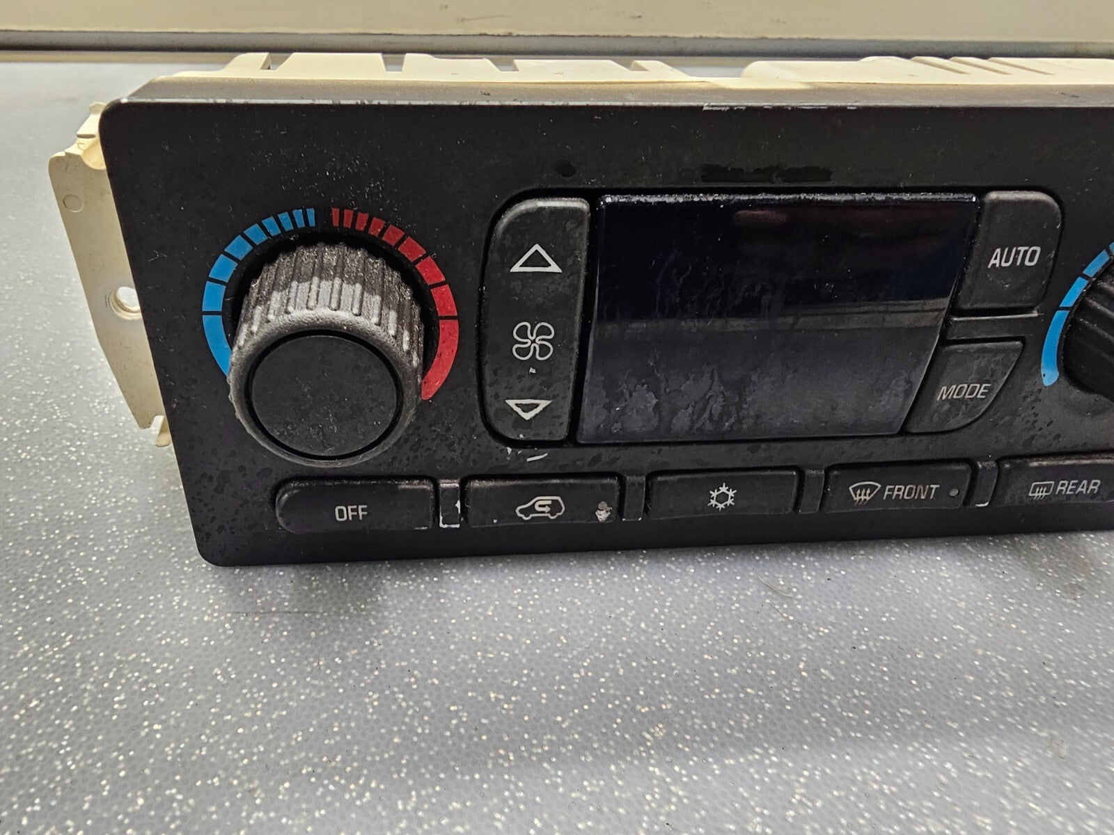 🔥03-09 Silverado SIERRA DASH AC A/C Heater Temperature Climate Control Digital