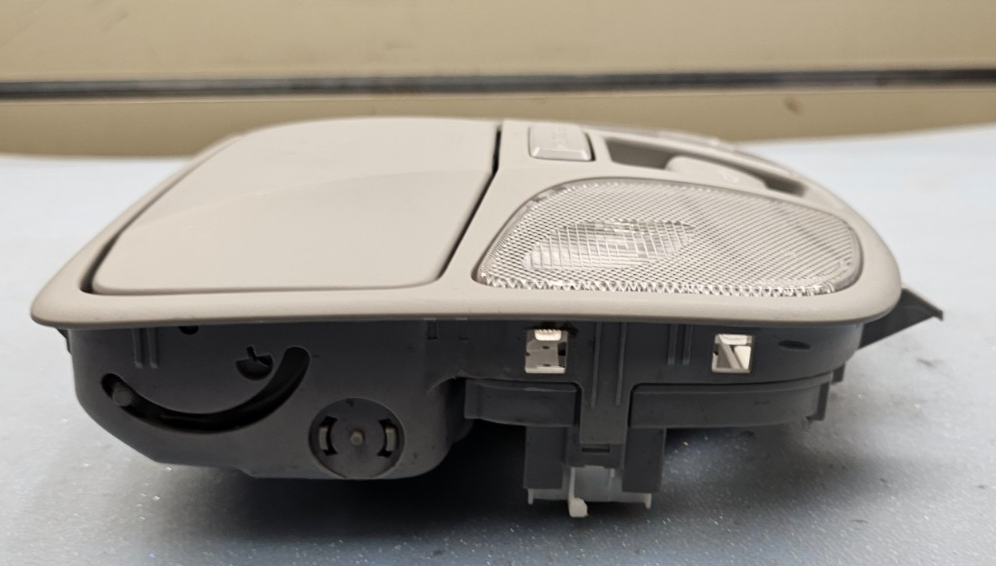 🔥2010-2013 Hyundai Sonata Overhead Console Dome Map Light Sunroof Switch Tan