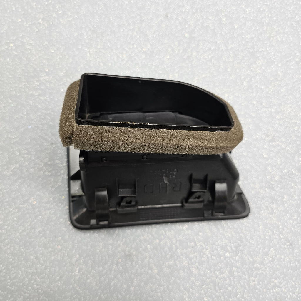 08-12 Chevy MALIBU Dash A/CHeater AIR VENT Front RIGHT Passenger Side BLACK VT46