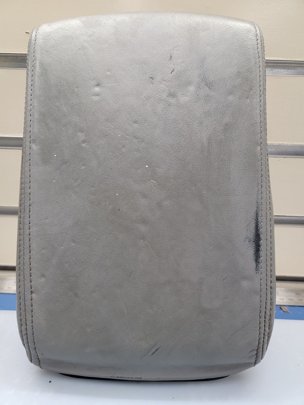 🔥2004-2008 Acura TL Center Console Lid Cover Armrest Arm Rest Gray