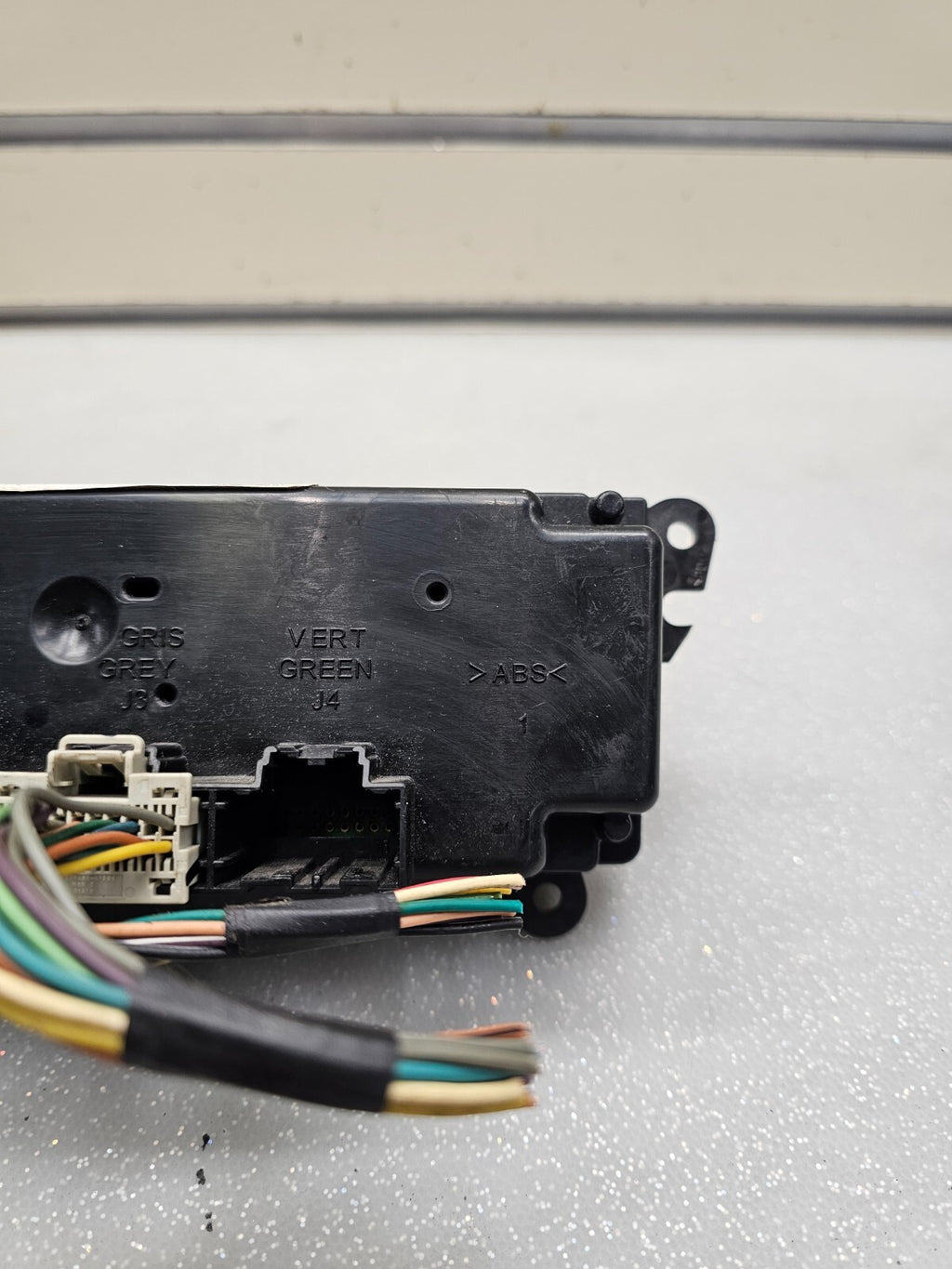 🔥07-09 CHEVY EQUINOX DASH CENTER AC HEATER CLIMATE TEMPERATURE CONTROL UNIT OEM