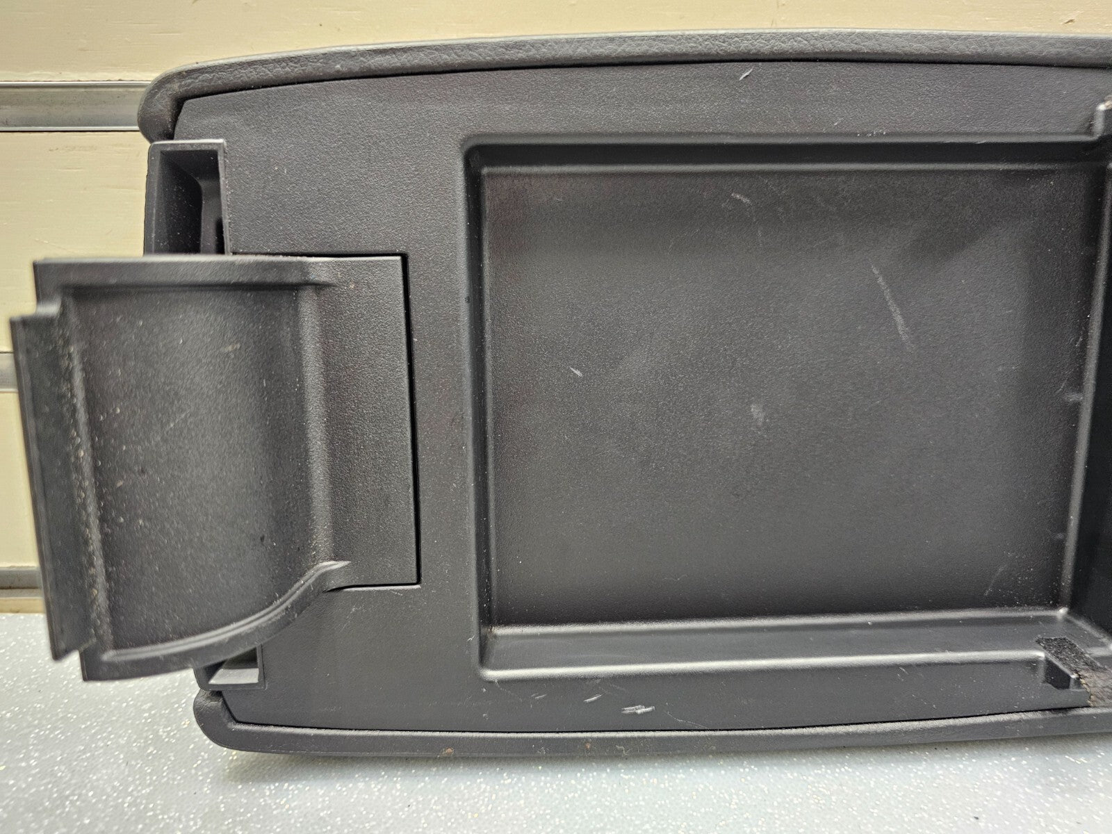 🔥10-13 Mazda 3 Center Console Armrest Lid Leather Cover Top Pad Assembly Black
