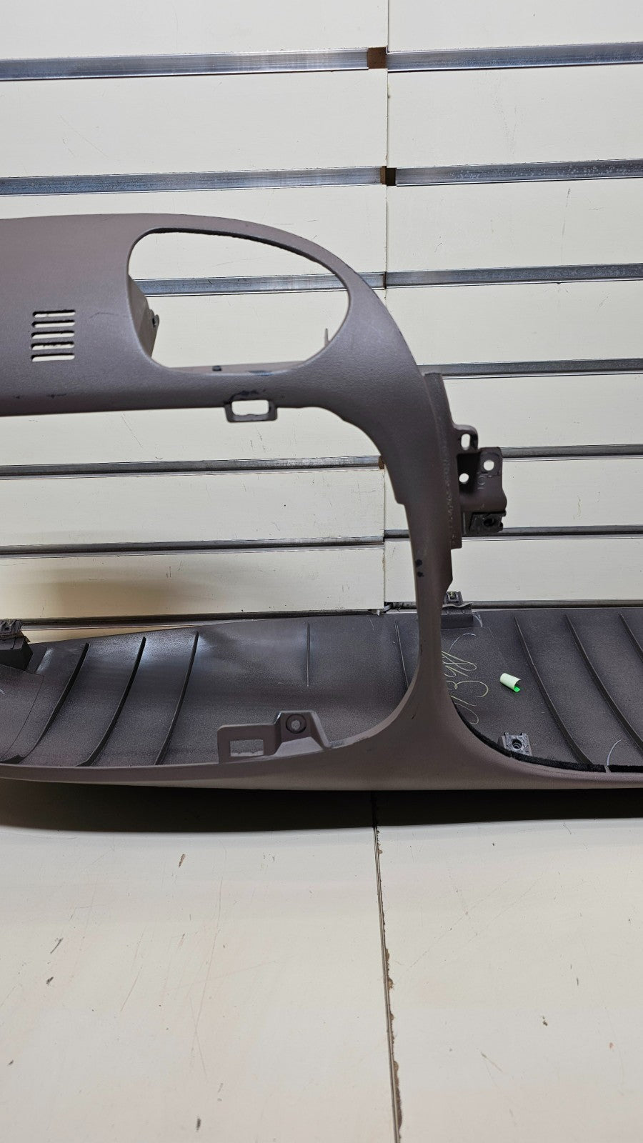 🔥97-03 Ford F150 EXPEDITION Upper DASH PAD Dashboard Panel Bezel Trim Tan DP2