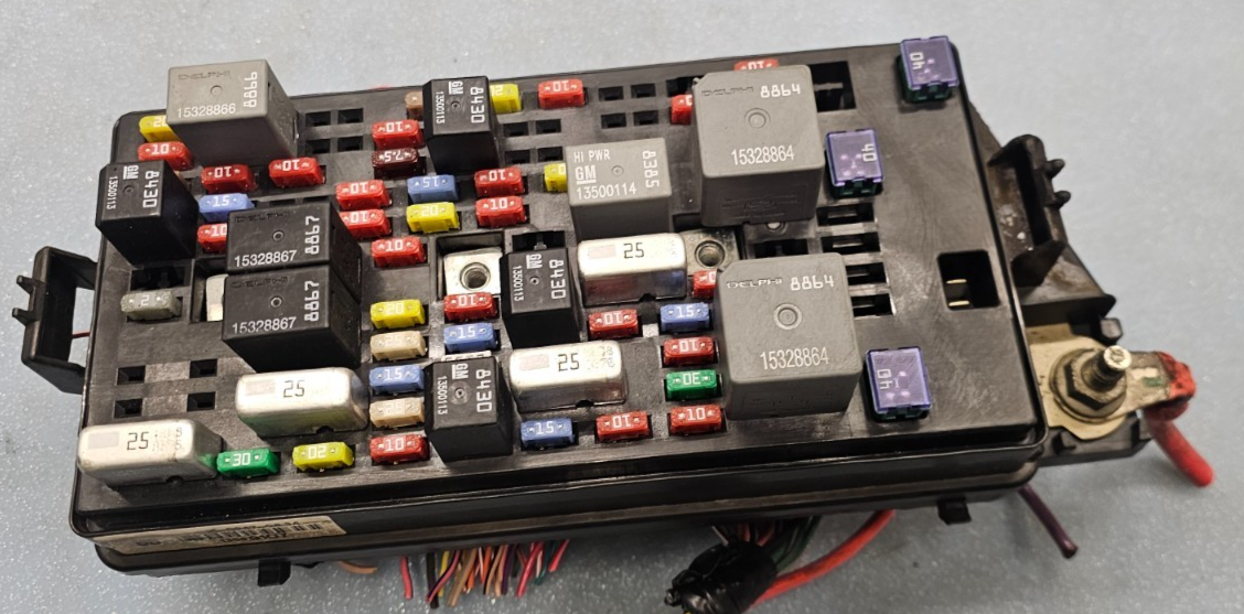🔥08-11 Buick Lucerne/Cadillac DTS Rear Fuse Box Under Seat Fusebox Module OEM