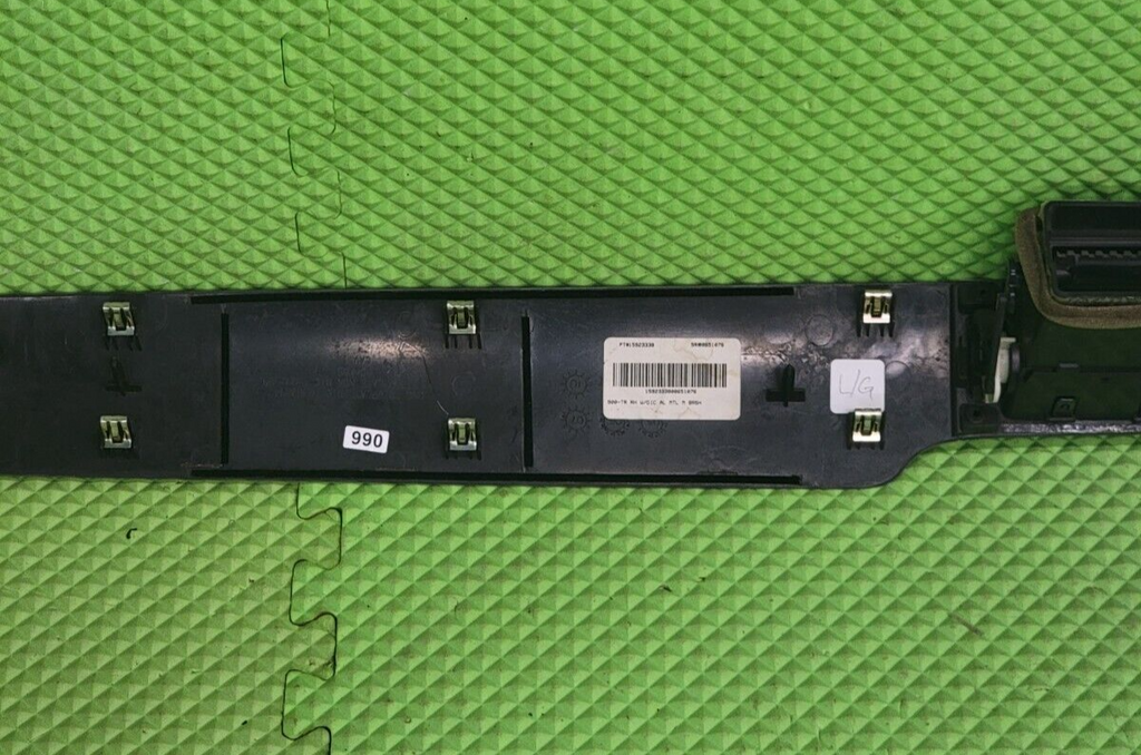 07-14 Yukon Tahoe Suburban Burl Front Dash Belt Trim A/C Vents F201 Silver