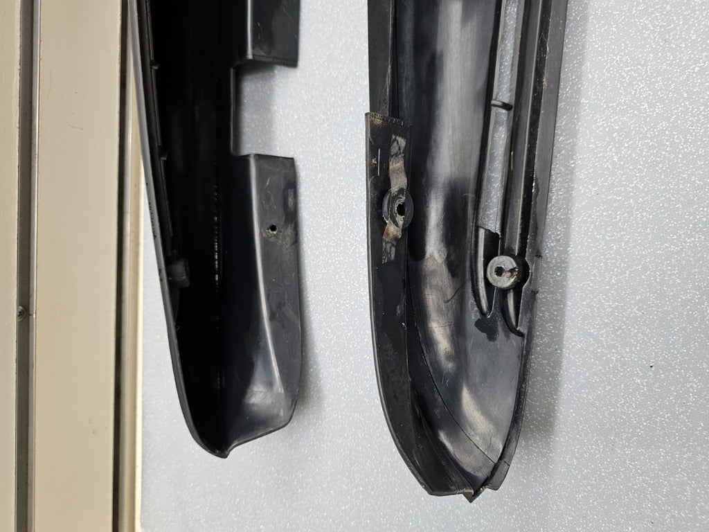 🔥95-99 Chevy GMC C/K Left Right Rear Exterior  D Pillar Barn Door Trim Molding