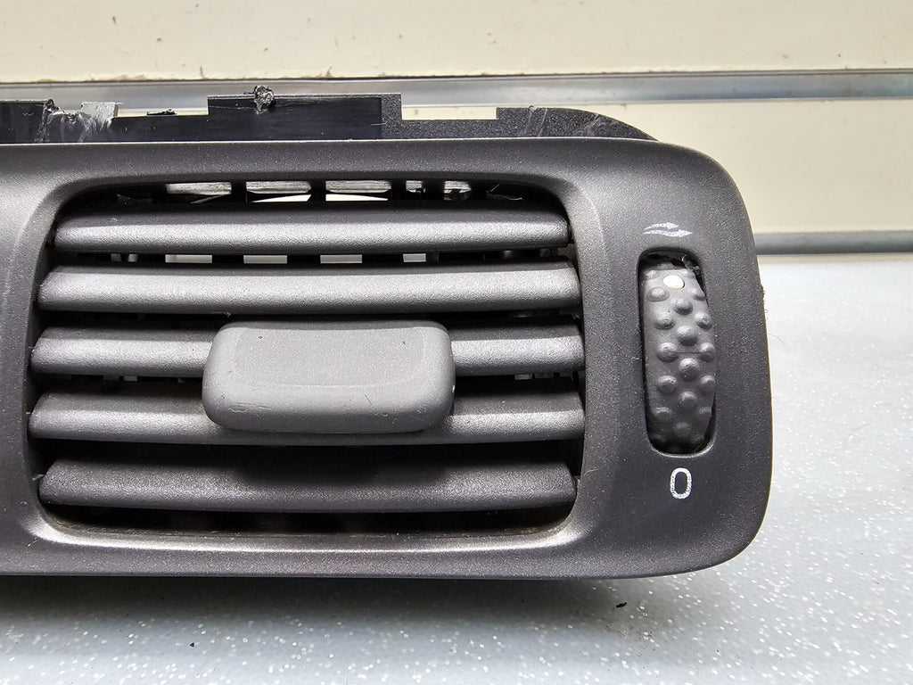 🔥1998-2000 Volvo S70 CENTER Front Air Vent Grille A/C Heater Dash Panel OEM