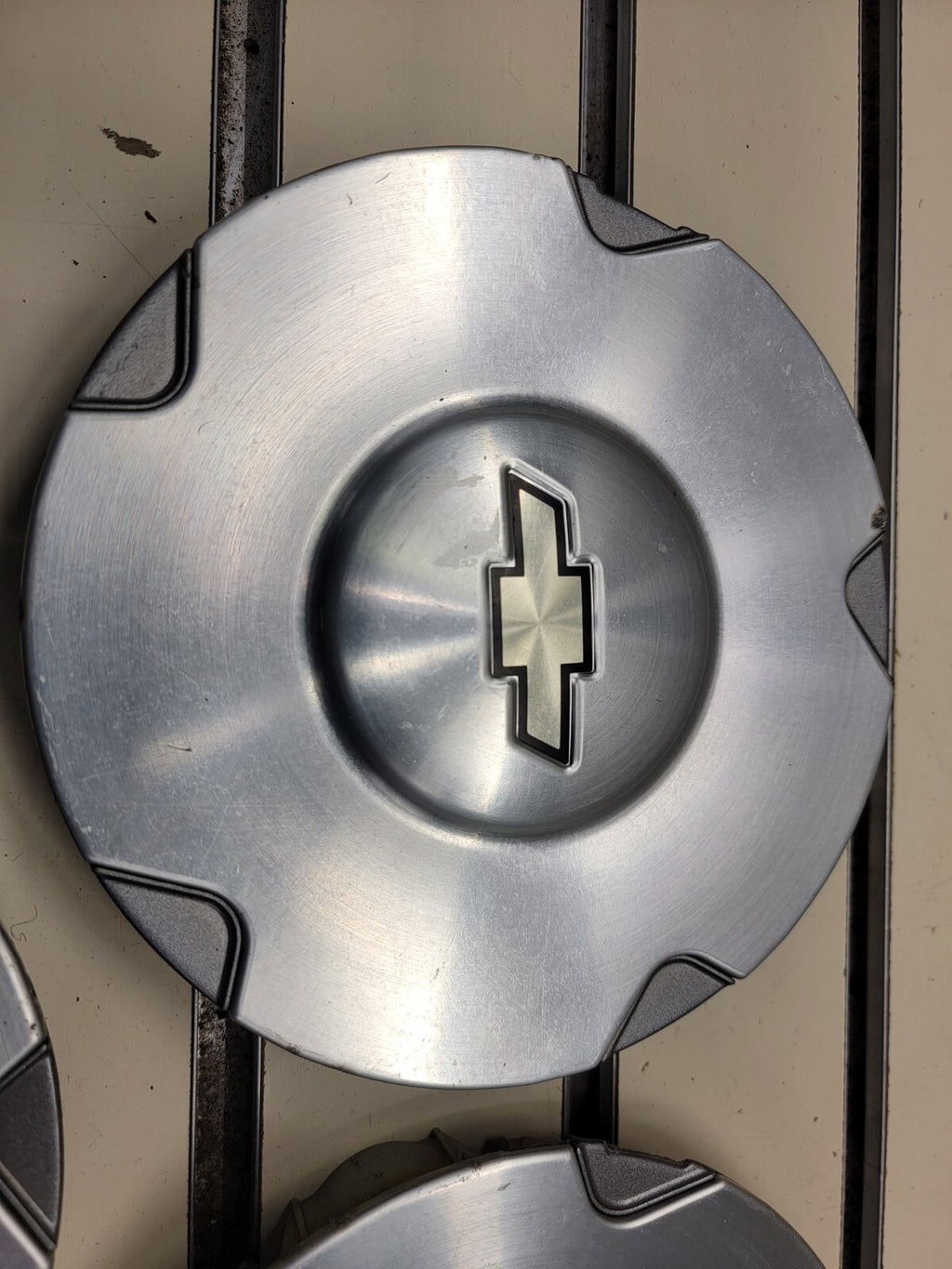 🔥 2002- 2006 CHEVROLET TRAILBLAZER WHEEL CENTER CAP  SILVER