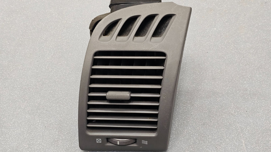 🔥02-06 TOYOTA CAMRY RIGHT PASSENGER DASH AIR VENT CONDITIONING HEATER GRAY
